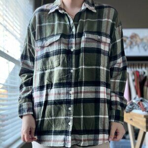 Green, black, and pink Old Navy Boyfriend Flannel XL